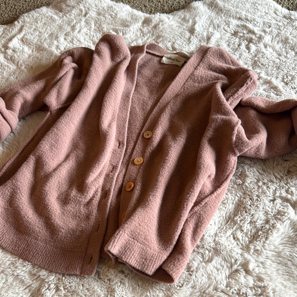 Wilfred Cozy Oversized Cardigan Sweater - Picture 2 of 6